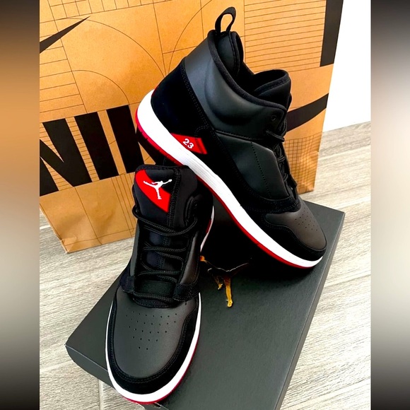 New in box Nike Air Jordan Fadeaway Black Gym Red White basketball shoes Size 11 - Picture 7 of 9